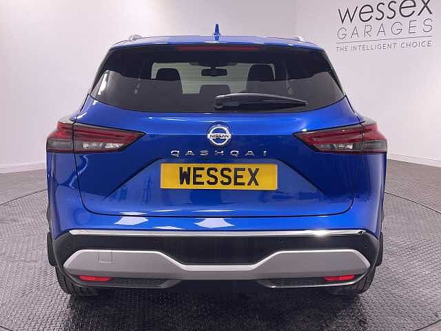 Nissan Qashqai Tekna + Dig-T Mhe