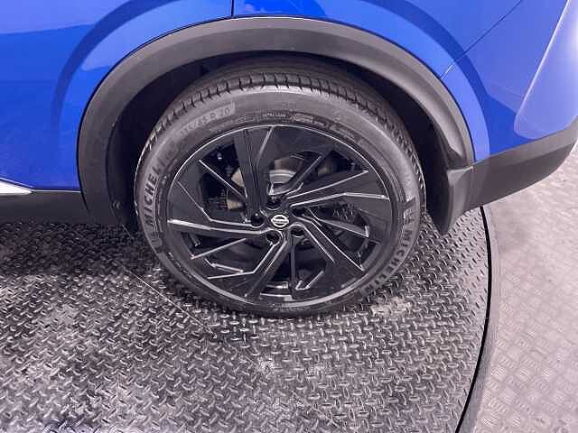 Nissan Qashqai Tekna + Dig-T Mhe