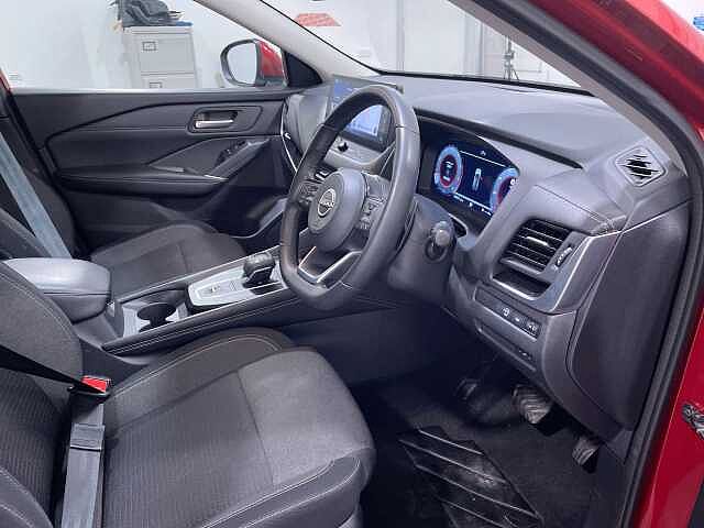 Nissan Qashqai 1.3 DiG-T MH 158 N-Connecta 5dr Xtronic